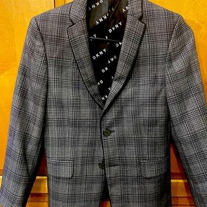 Boys suit jacket like new